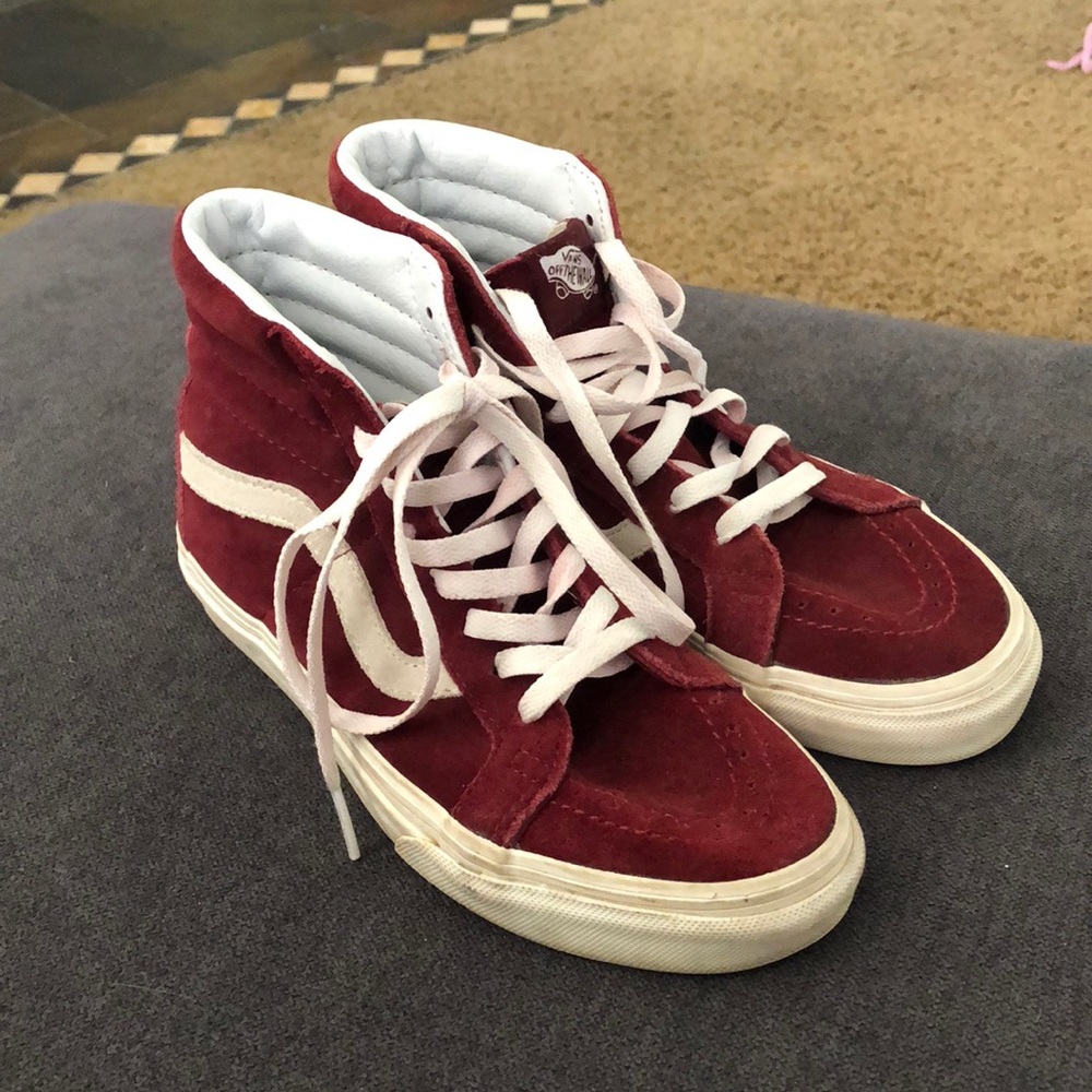 Burgundy / red vans high tops